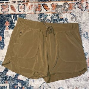 All in motion shorts, size M